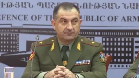 ՏԵՍԱՆՅՈՒԹ․ Նիկոլ Փաշինյանը ԶՈւ բարձրագույն սպայակազմին է ներկայացրել ԳՇ նորանշանակ պետին