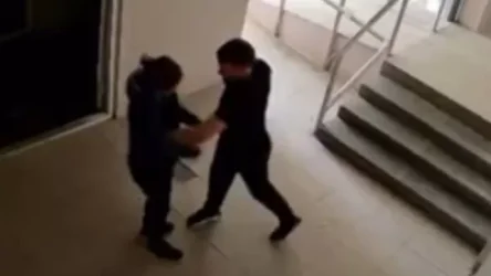 ՏԵՍԱՆՅՈՒԹ․ Տղան դաժանաբար ծեծում է ընկերուհուն, մարդիկ անցնում են ու որևէ ձևով չեն օգնում նրան․ ՌԴ