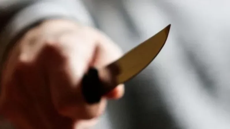 Երիտասարդը դանակարել է 52-ամյա 3 տղամարդկանց