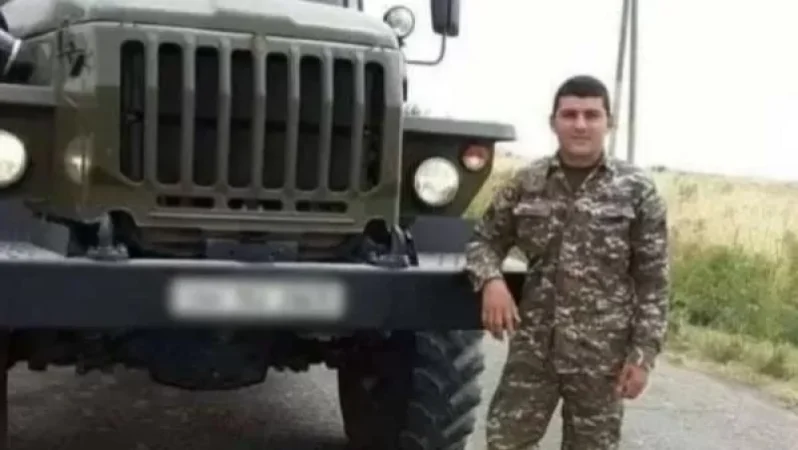 Բարձունքը մերնա կամանդիր, բարձունքը մերն ա, Սարմենը չկա. հերոս զինվորի վերջին երկխոսությունից