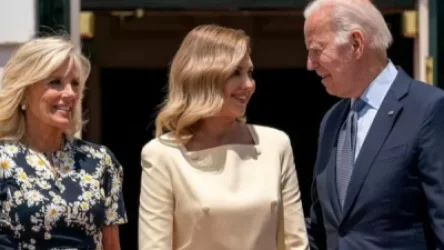 Հիանալի կոճակներ են. Բայդենը ծիծաղել է Զելենսկու կնոջ հագուստի վրա