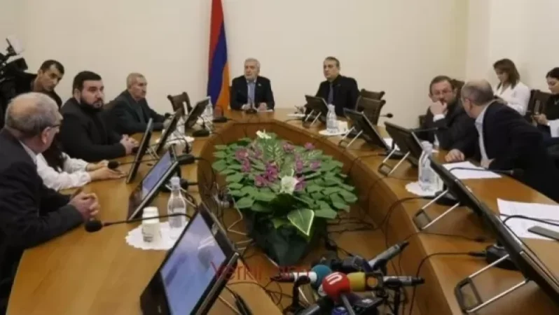 Ինչ է կատարվում քննիչ հանձնաժողովում. Փաշինյանն անհանգստացել է. «Փաստ»