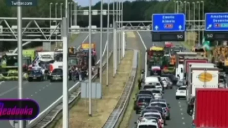 ՏԵՍԱՆՅՈՒԹ. Նիդեռլանդներում ցուցարարները սկսել են խորոված անել  մայրուղու վրա՝ արգելափակելով երթևեկությունը