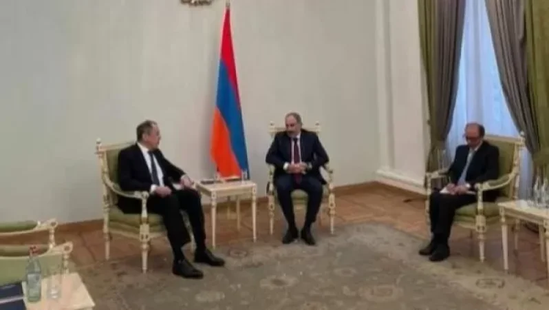 Մարիա Զախարովան լուսանկար է հրապարակել ՌԴ ԱԳ նախարար Սերգեյ Լավրովի ու Նիկոլ Փաշինյանի հանդիպումից