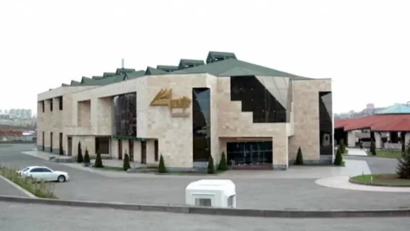 Էլիտար հարսանիք, որից առաջ հյուրերին «խուզարկել են». «Հրապարակ»