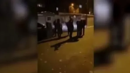 ՏԵՍԱՆՅՈՒԹ. «Անդրանիկ, դավաճա՛ն». բողոքի ակցիա պատգամավոր Անդրանիկ Քոչարյանի բակում