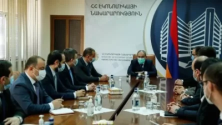 Վարչապետն Էկոնոմիկայի նախարարության աշխատակազմին է ներկայացրել նորանշանակ նախարարին
