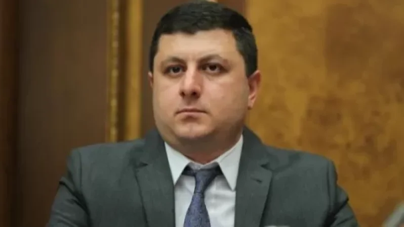 Սրա մասին են խոսում նաև կուլիսներում ծավալվող թեժ զրույցները․ Տիգրան Աբրահամյան