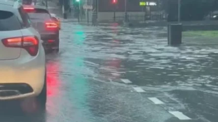 ՏԵՍԱՆՅՈՒԹ․ Մոսկվայում հորդառատ անձրևից հետո ճանապարհները հեղեղվել են