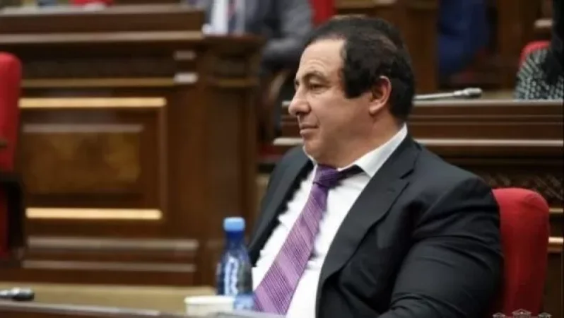 ԱԺ խորհուրդը Գագիկ Ծառուկյանին մանդատից զրկելու հարցի վերաբերյալ կրկին նիստ է հրավիրել
