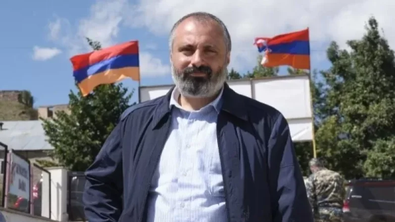 Երբեք մի վստահեք դեմագոգներին, լաչառներին և պատահական մարդկանց․ Արցախի ԱԳ նախարար