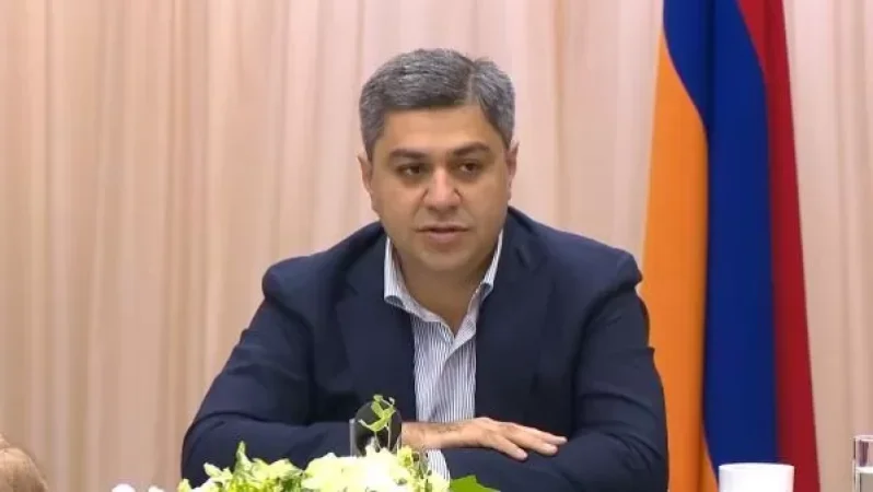 GPS-ով սահման գծելը պետական հանցագործություն է. Արթուր Վանեցյան