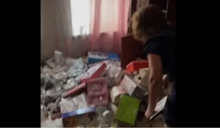 ՏԵՍԱՆՅՈՒԹ. Արցախից հեռանալուց առաջ Ճարտարի բնակչուհին կոտրում է տարիներ շարունակ հավաքած իր թանկարժեք սպասքը