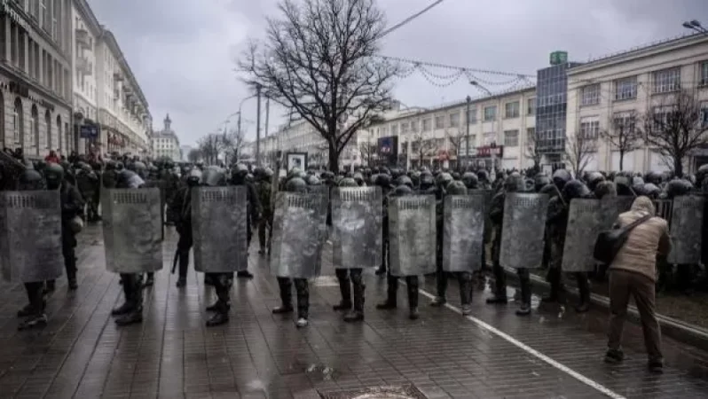 Մինսկի կենտրոնում ոստիկանական ուժեր և հատուկ տեխնիկա է կուտակված