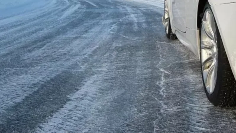 Վարդենյաց լեռնանցքում և Գեղարքունիքի մարզի ավտոճանապարհներին տեղ-տեղ առկա է մերկասառույց