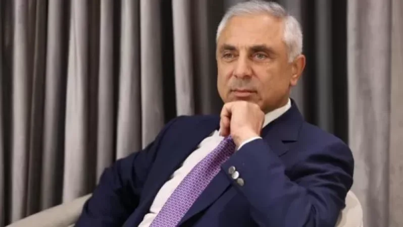 This situation is largely the result of your and your team's two and a half years of anti-Russian policy: Thovmasyan to the government
