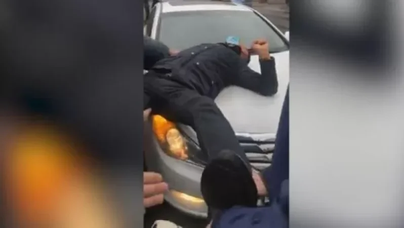 Ոստիկանությունը զբաղվում է Մյասնիկյան պողոտայում ցուցարարին վրաերթի ենթարկելու դեպքով