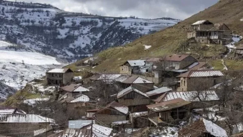 Հին Թաղերը կորցրել ենք, Խծաբերդում և՛ ադրբեջանցիներ կան, և՛ հայեր. Հադրութի շրջանի ղեկավար