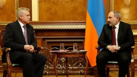 Նիկոլ Փաշինյանն ընդունել է Ստանիսլավ Զասին