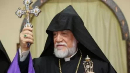 Ամանորի, Սուրբ Ծննդյան ծախսերը հատկացնել Արցախի կարիքավոր մանուկներին. Արամ Ա