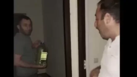 ՏԵՍԱՅՈՒԹ. Ես էս հողի համար ախպեր եմ կորցրել․ Աղավնոյի բնակիչը տեսախցիկի առաջ այրեց տունը