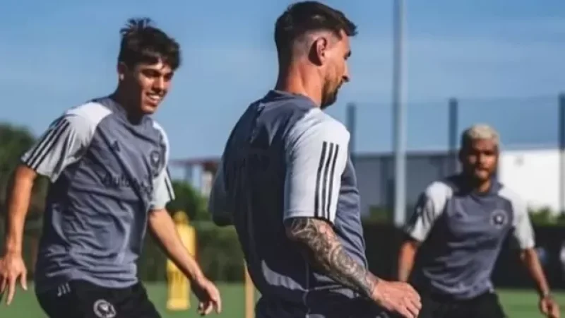 Photo: Messi's First Training Session at Inter Miami
