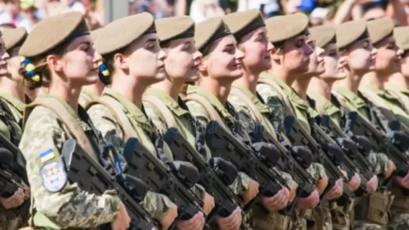 Ուկրաինայում կանայք մինչև հոկտեմբերի 1-ը պետք է կանգնեն զինվորական հաշվառման
