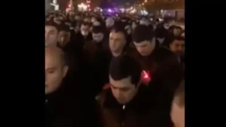 ՏԵՍԱՆՅՈՒԹ. Դեպի Եռաբլուր երթի ընթացքում հնչում են զոհված հերոսների անունները