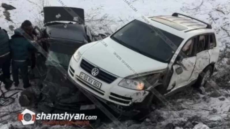 Ավտովթար Գեղարքունիքի մարզում. վարորդի մայրը մահացել է, ինքն ու որդին հիվանդանոցում են. Shamshyan