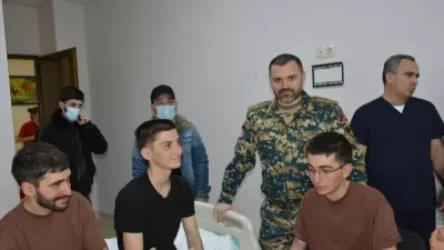 ԱԻՊԾ տնօրենը տեսակցել է 70 օր անց գտնված 6 զինծառայողներին