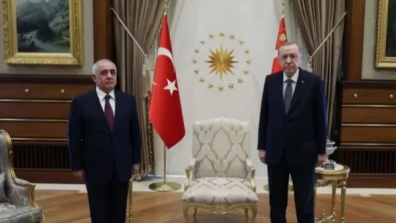 Էրդողանը հանդիպել է Ադրբեջանի վարչապետի հետ