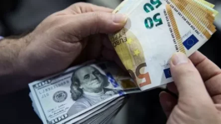 Եվրոն արժեզրկվել է դոլարի նկատմամբ