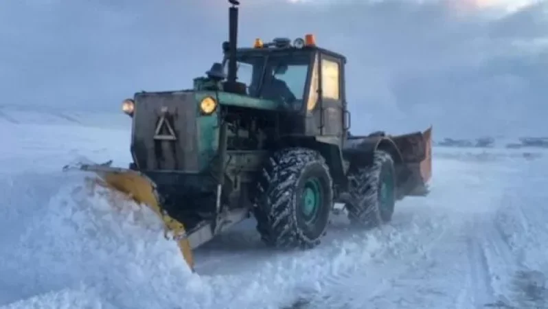 Առավոտից շրջայցեր են կատարվել մարզեր, վերահսկվել են ճանապարհների սպասարկման աշխատանքները