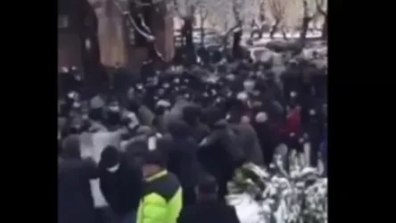 ՏԵՍԱՆՅՈՒԹ.  Բախում ոստիկանների և ցուցարարների միջև