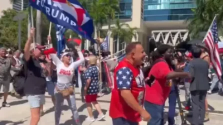 ՏԵՍԱՆՅՈՒԹ․ Իրավիճակը՝ Մայամիի դատարանի մոտ, որտեղ պետք է անցկացվի Թրամփի դատավարությունը դաշնային մակարդակով