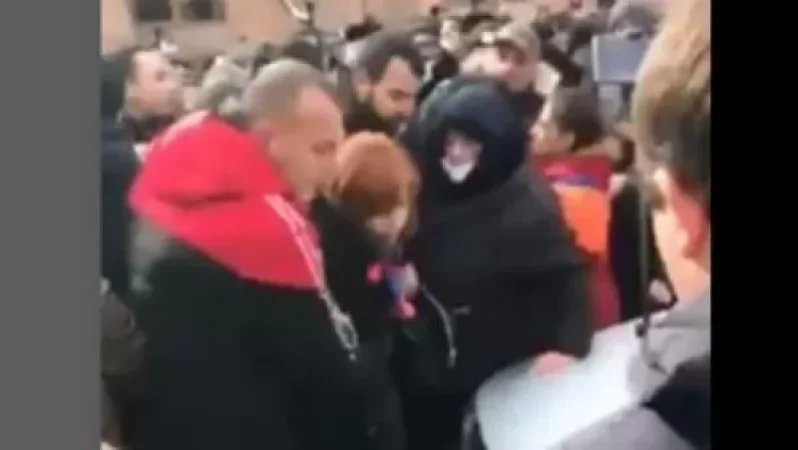 Ընդդիմությունն ահազանգում է ցուցարար կանանց վնասվելու մասին. ոստիկանությունն արձագանքում է