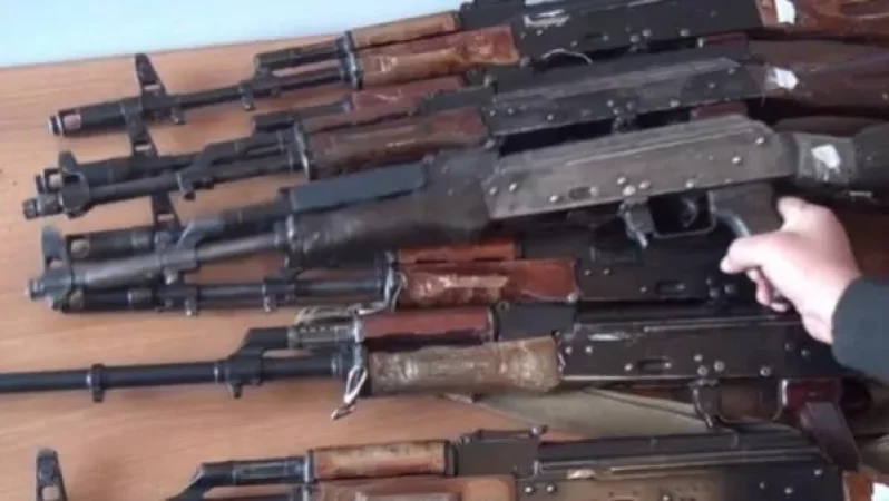 Պատերազմի ժամանակ Արցախից ապօրինի զենք–զինամթերք բերելու գործերով քրեական հետապնդում է հարուցվել 18 անձի նկատմամբ․ ԱԱԾ