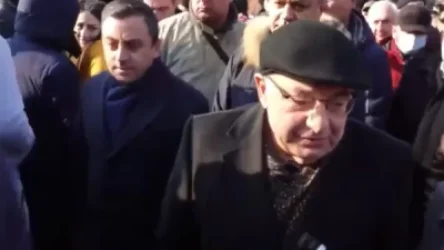 «Եկեղեցու դեմ արշավը նոր բան չի, կա միջազգային հոսանք, որը երկրներին թուլացնելու համար սկսում է կոտրել իր ավանդույթները». Վազգեն Մանուկյան