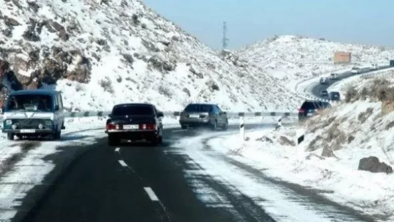 Roads Blocked and Impassable Across Armenia