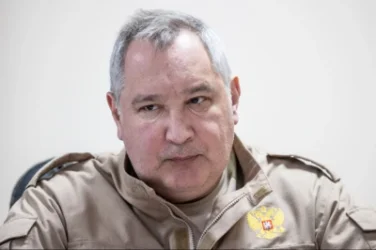 Մենք կանգնած ենք ոչ միայն շեմին, այլ արդեն եզրին․ Դմիտրի Ռոգոզին