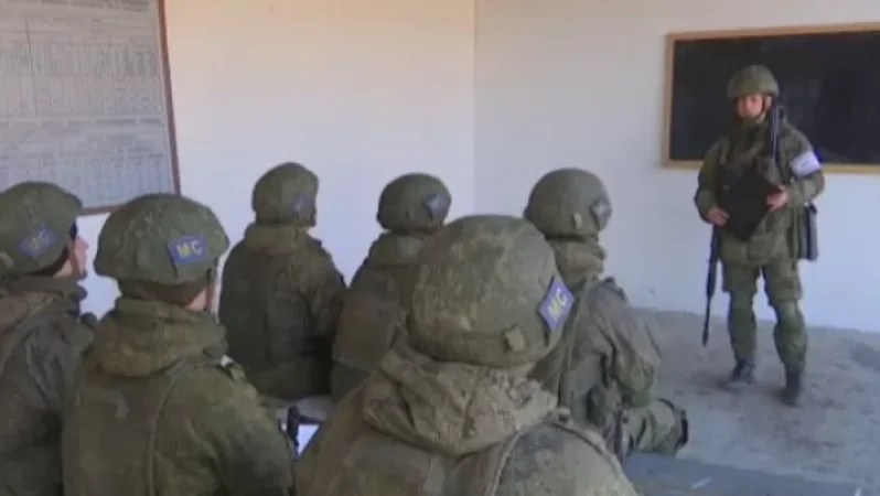 Ռուս խաղաղապահները ռազմական տեխնիկայի ներգրավմամբ մարտական պատրաստության վարժանքներ են անցկացնում. ՌԴ ՊՆ