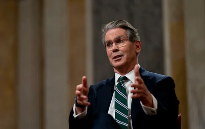 Շաթդաունն ԱՄՆ-ին օրական 15 մլրդ դոլար է արժենում. Բեսենթ