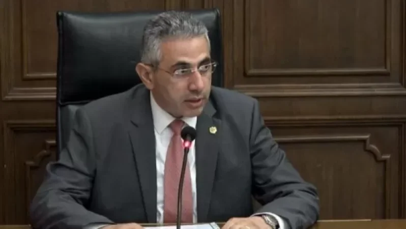 Էդգար Ղազարյանը ՀՊՏՀ-ում աշխատանքից ազատվել է հուլիսի 7-ին․ ռեկտորի պարզաբանումը