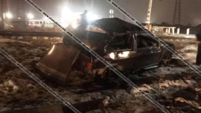 Արարատի մարզում բախվել են ուղևորատար գնացքն ու ՎԱԶ-2108-ը. վերջինս կողաշրջվել է