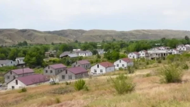 Շուրջ 700 առանձնատներ տրամադրվելու են իրենց բնակավայրերից տեղահանված արցախցիներին