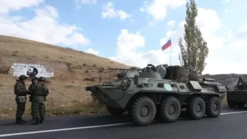 Ռուս խաղաղապահները տեղակայվել են Արցախը Հայաստանին կապող ժամանակավոր երթուղում