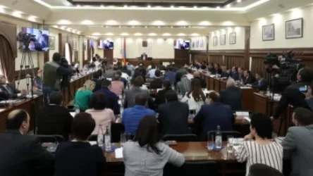 Երևանի ավագանին արտահերթ նիստ կգումարի