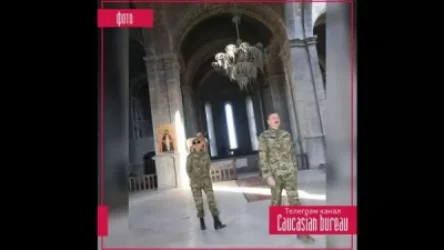 Իլհամ Ալիևը կնոջ հետ Շուշիի Ղազանչեցոց եկեղեցում է