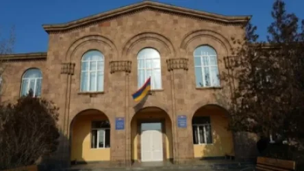 Արմավիրի տարածաշրջանային պետական քոլեջն այսօր չի ընդունել իր 600 ուսանողներին, քանի որ քոլեջում վեճեր են․ ի՞նչ է կատարվում