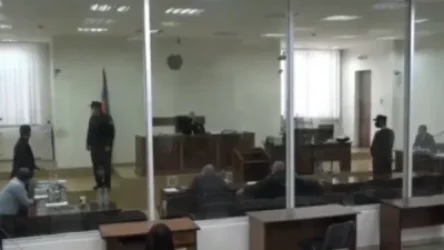 Ռոբերտ Քոչարյանի և մյուսների գործով նիստում կրքերը խիստ լարվեցին, կողմերը բղավեցին միմյանց վրա, հայտարարվեց ընդմիջում